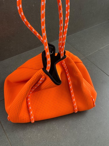 Everyday Tote Neon Orange Bag by Pop Ups - 第 2/8 張圖片