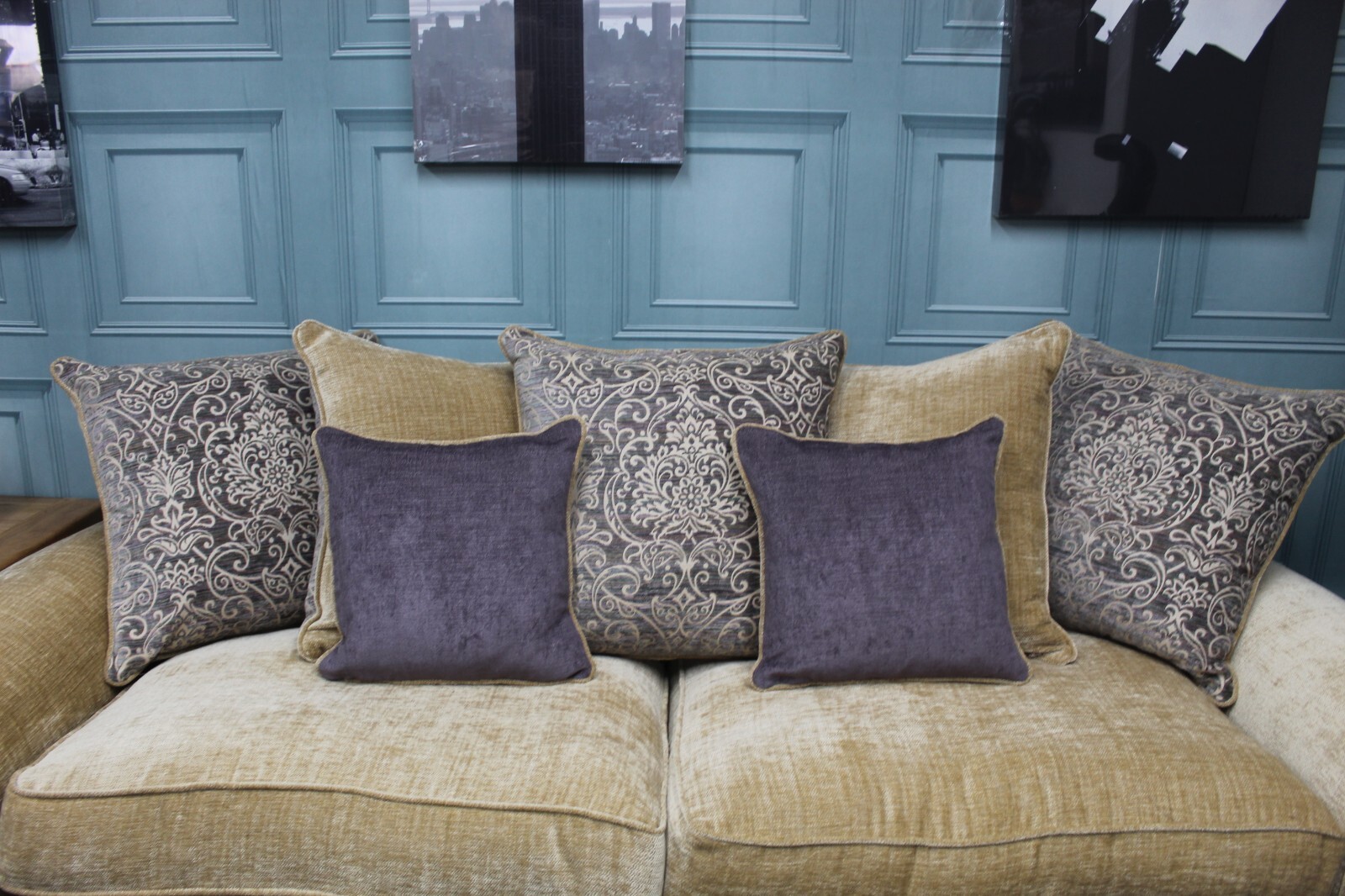 PARKER KNOLL AMERSHAM LARGE 2 SEATER SOFA IN GOLD & HEATHER CHENILLE