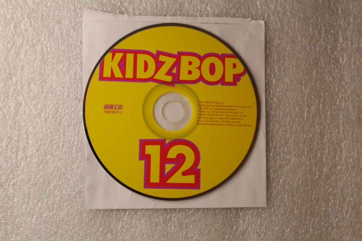 新品Children's 12CD Box set Amazon.com: Children's World, 12 Cd Box Set: CD 和黑膠唱片
