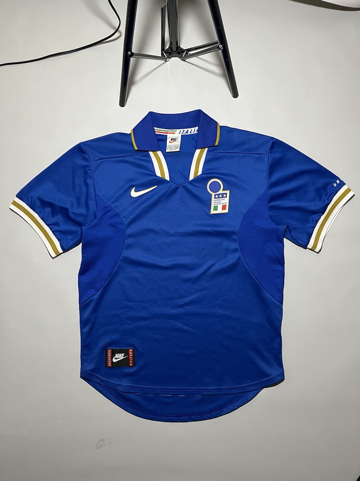 Nike Italy Home 1996/1997 Vintage Jersey Size S