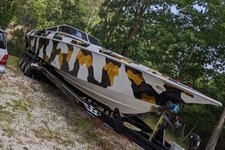 1999 Fountain 38 Lightning for sale!