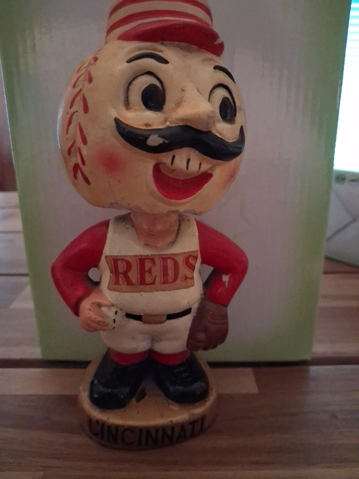 Cincinnati Reds Baseball Original Vintage Sports Bobble Heads for
