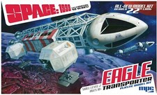 C.P.M. MPC 825 Space:1999 Eagle Transporter 22 Long Plastic Model