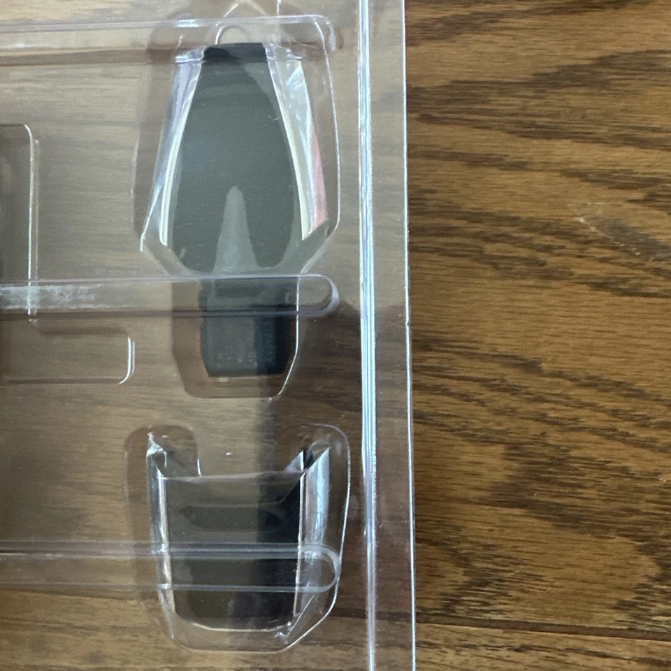 ASTON MARTIN DB11 MANDO A DISTANCIA LLAVE INTELIGENTE FCC: OHT3731465 HY53-15K601-DE 3-BTN ¡NUEVO! Foto 4 de 4