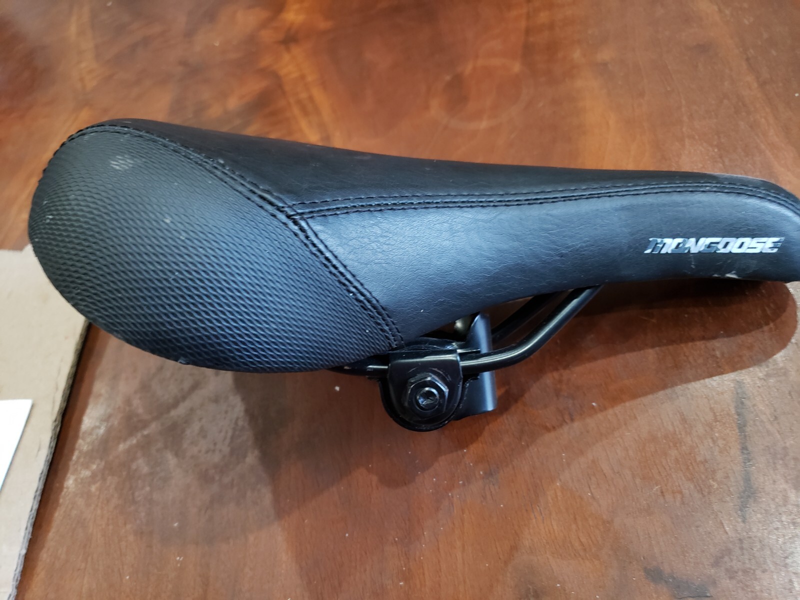 mongoose bicycle seat