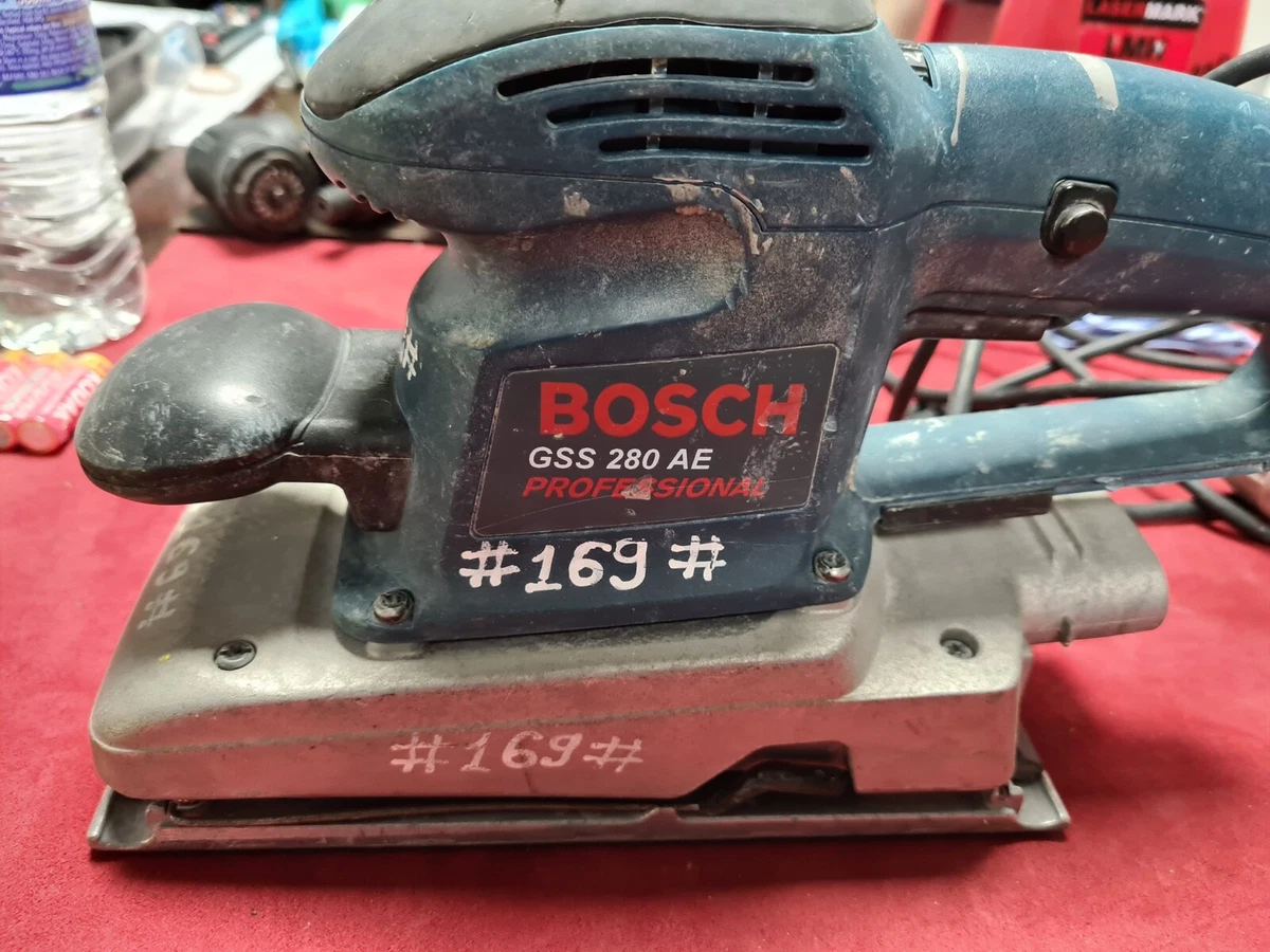 Ponceuse orbitale Bosch GSS 280 AE 110 V volt demi feuille plaque de base manqua