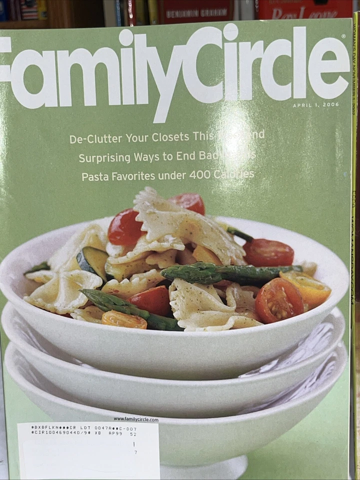 Vtg. Family Circle + Women’s Day (2) Magazines / Apr. 2006 + Nov. 2007 / Ex.Cond - Image 2 of 4