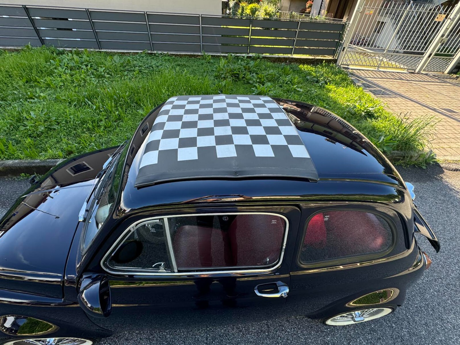 Fiat 500 d'epoca in buone condizioni foto 2