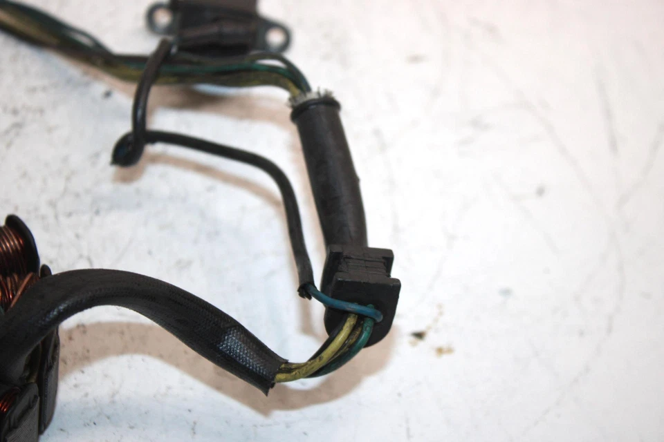 Estator Honda Fourtrax 350 A fabricante de equipamento original 1987 31120-HA7-671 AH39 - Imagem 4 de 4