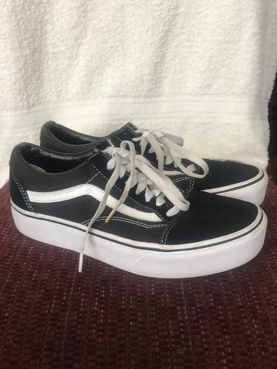 Size 2 Vans Old Skool Adult Black White Low Suede Canvas Classic Skate Shoes