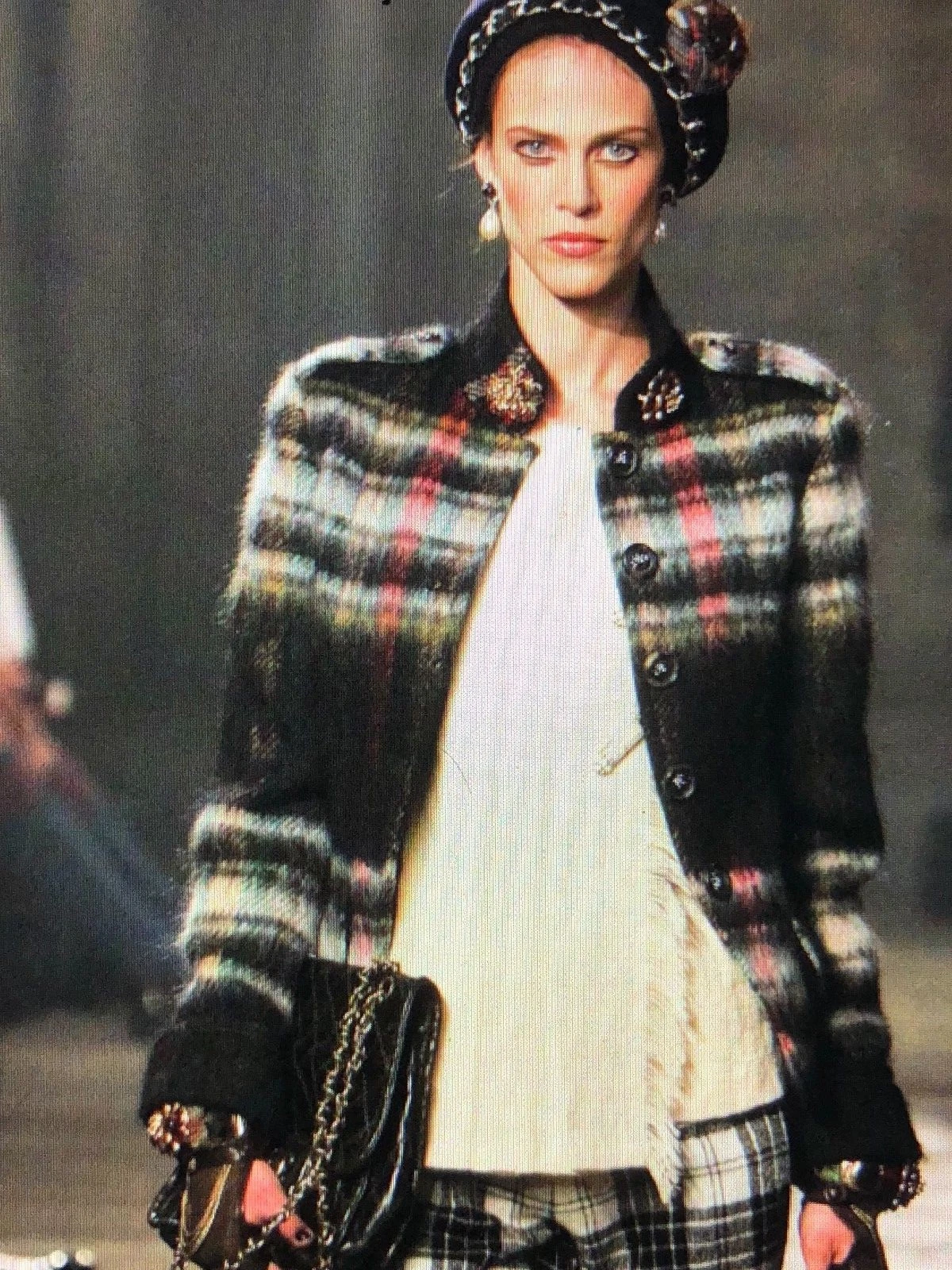 GIACCA CHANEL PRE AUTUNNO 2013A PARIGI EDIMBURGO NUOVA MOHAIR TWEED BOTTONI CC FR38 40