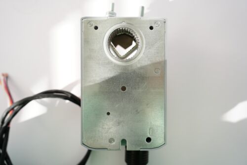 Belimo 20-0042 Electric Ball Valve Actuator 24V AC/DC | 90 In-Lb / 10Nm - Picture 5 of 7