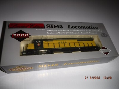 PROTO 2000 SD45 HO CHICAGO & NORTHWESTERN LOCOMOTIVE #6566 ITEM #30724 BRAND NEW