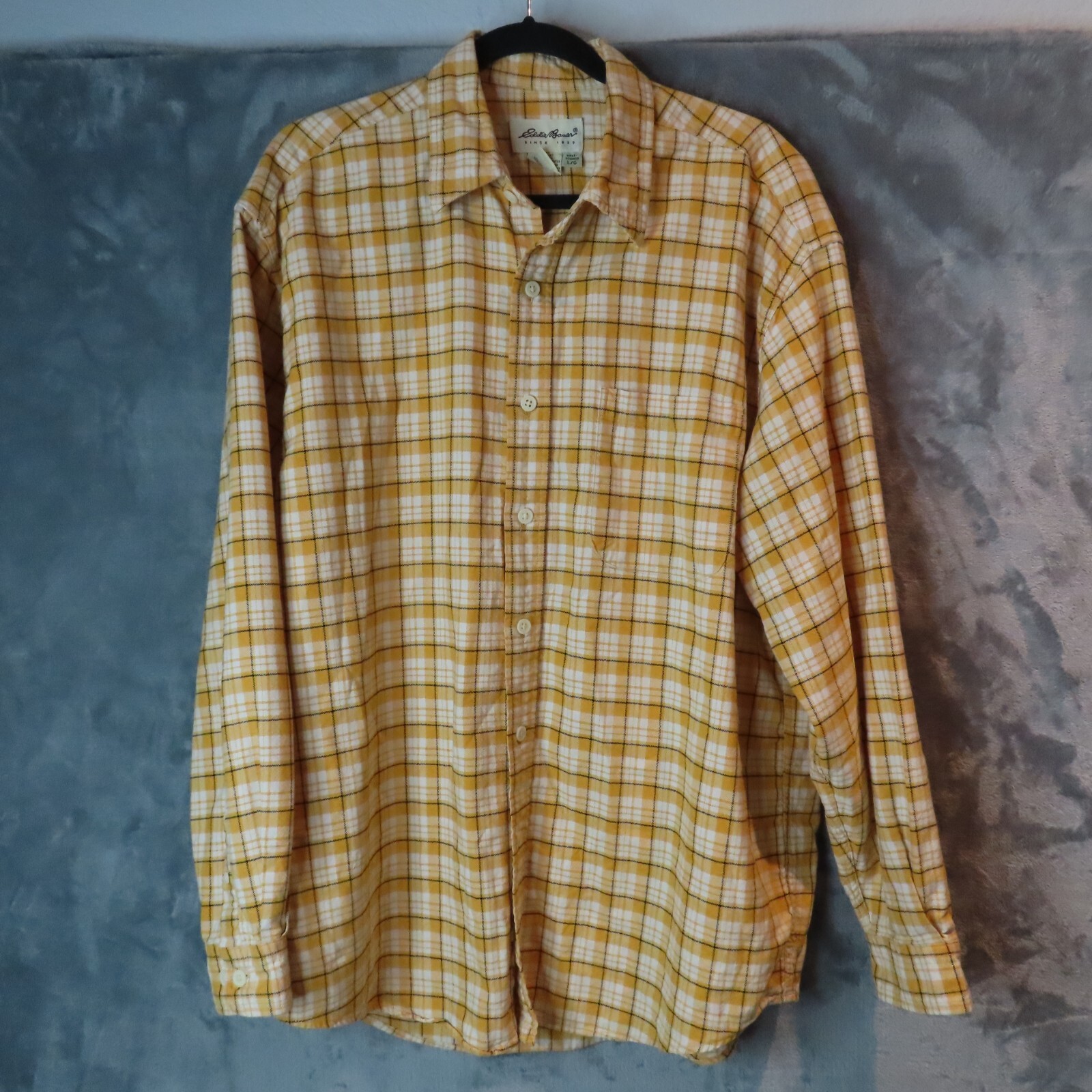 EDDIE BAUER Men's Large Yellow Plaid Long Sleeve 100% Cotton Button-Up Shirt