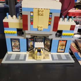 LEGO Creator Expert: Town Plan (10184)