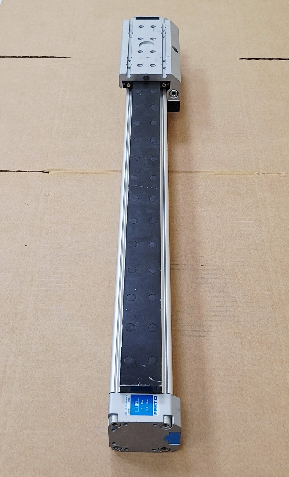 Festo DGPL-40-500-PPVA-KFB / 161794 Pneumatic Linear Drive 1.5 to 8bar