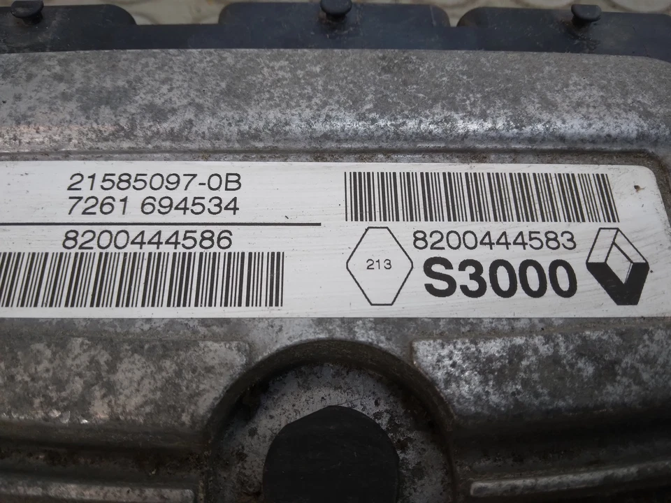 12701 Centralina motore Renault Espace IV 2.0 b dal 2006 al 2014 cod - Immagine 2 di 3