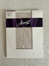 Hanes Wide Net Stockings Style A254 - Size AB Small/Medium Nude