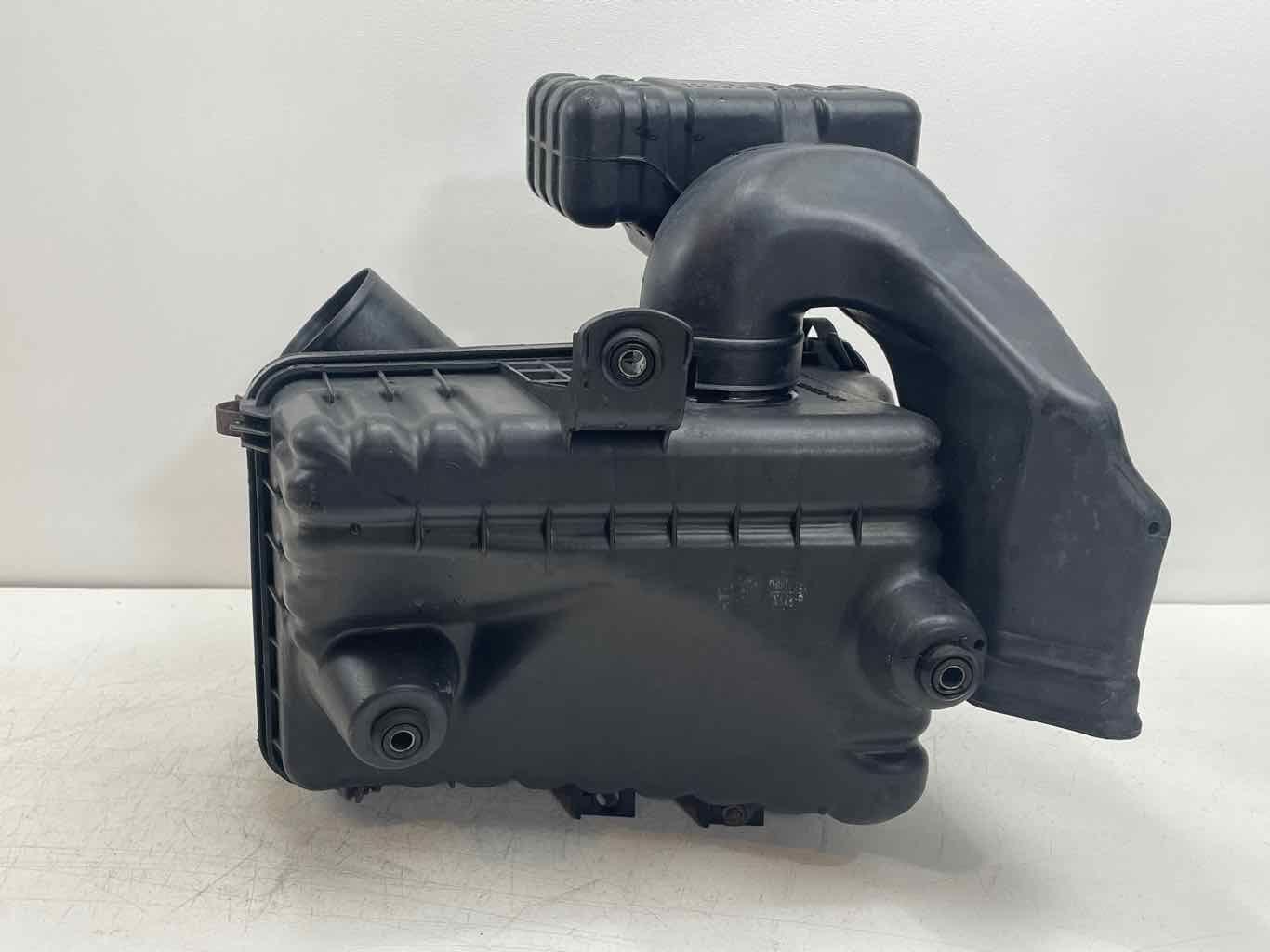 Air Cleaner Box Assembly 897160903 Fits 1998 1999 2000 ISUZU AMIGO 2.2L 4 Cyl