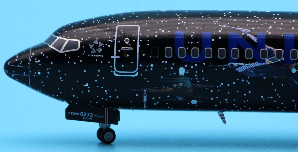 JC Wings 1:200 United Airlines Boeing B737-800 Diecast Aircraft