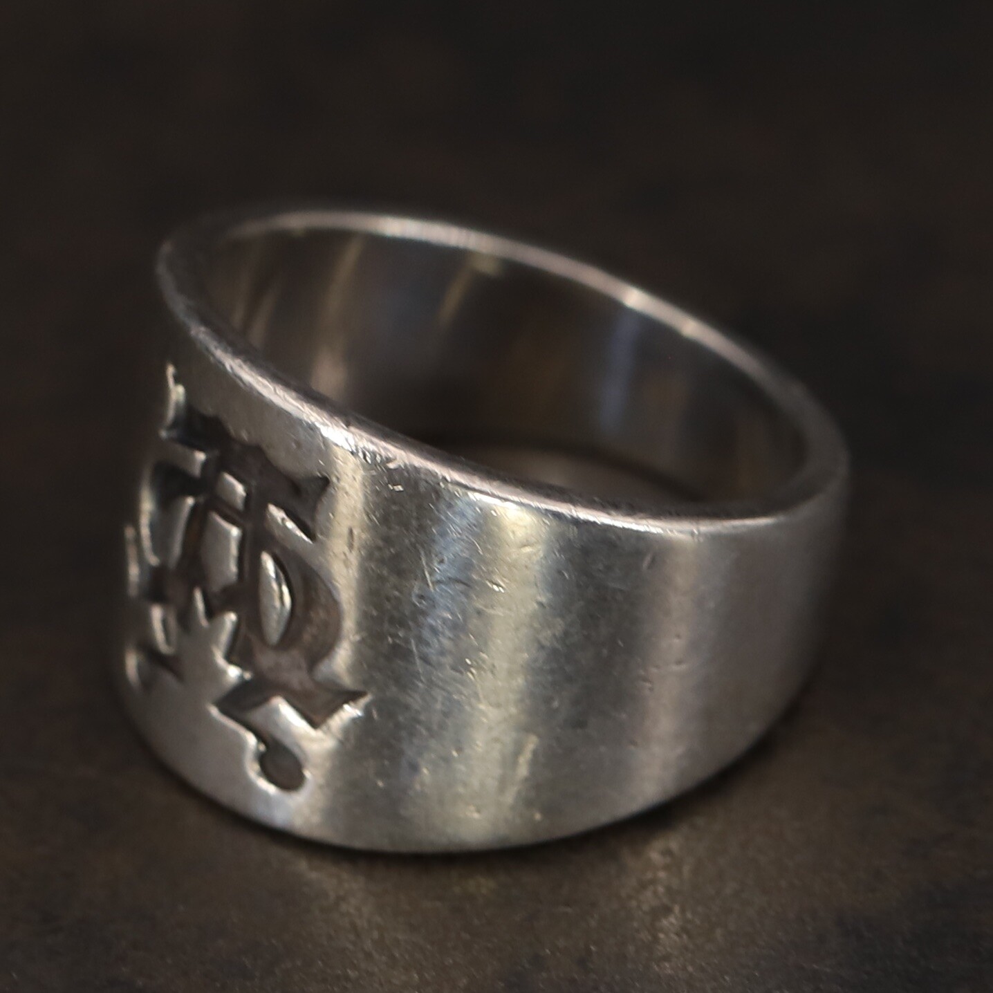 VTG Sterling Silver JAMES AVERY Engraved Logo Tapered Band Ring Size