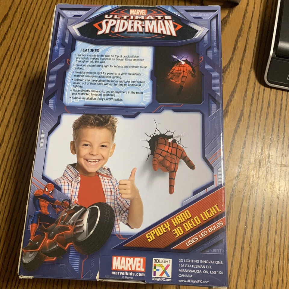 Marvel Spiderman Hand 3D LED Wall Light | Battery Operated Night Lamp + Sticker - Image 3 of 4