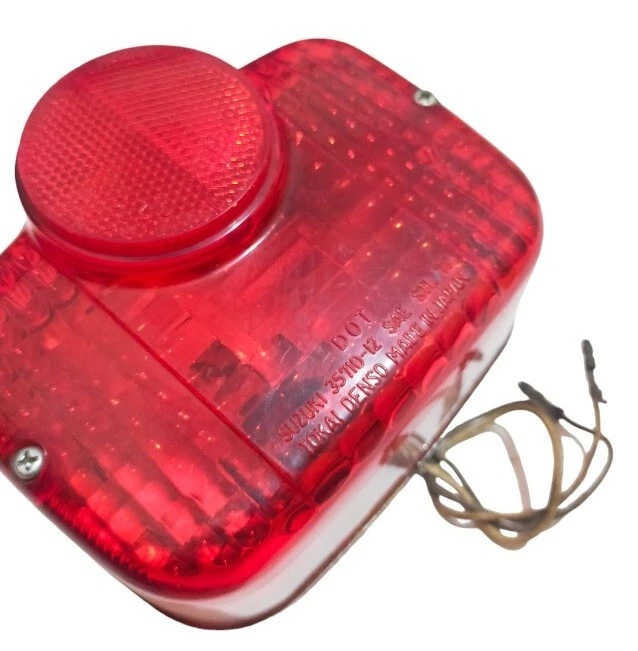 Genuine Suzuki RV90 RV125 MT50 TS50 TS75 TC100 Rear Tail Light Lamp Nos - Изображение 2 из 4