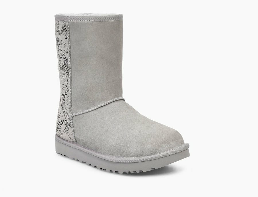 ugg boots snake