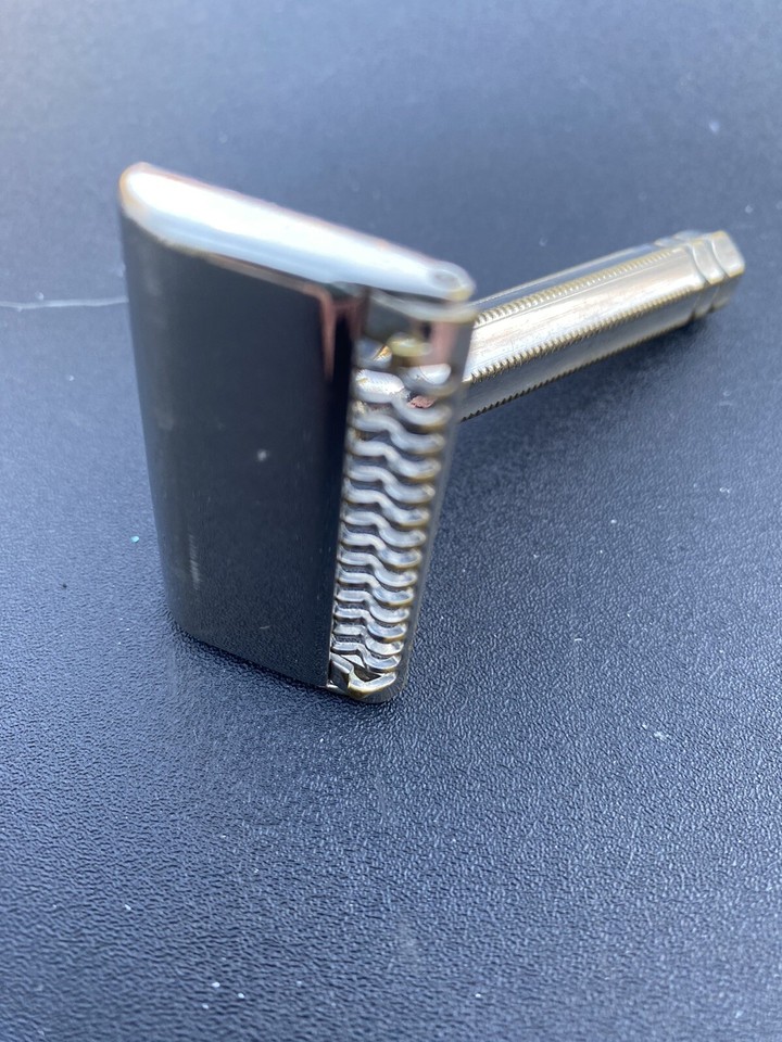 Vintage Ever Ready SE Safety Travel Razor in Metal/Steel? Case eBay