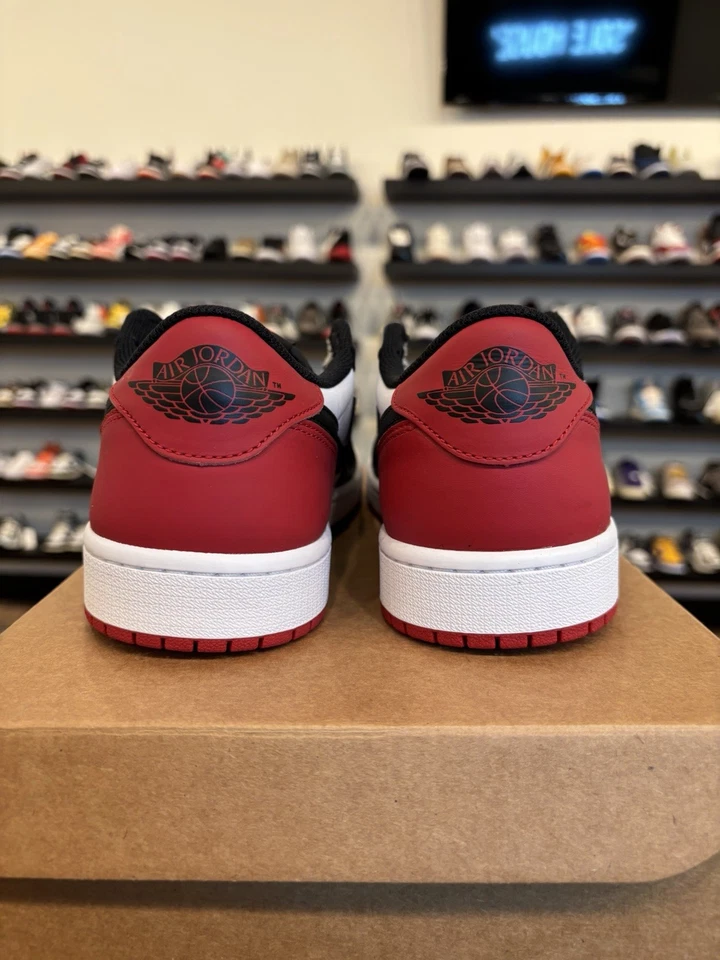 Air Jordan 1 Retro OG Puntera Baja Negra 2023 Talla 9 Usado CZ0790-106 Sin Caja Foto 4 de 4