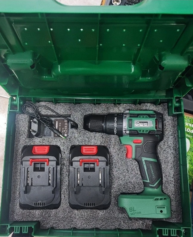 Trapano Avvitatore a Percussione con 2 Batterie 68V 6000mHa e Motore Brushless - Immagine 2 di 4