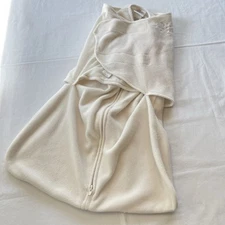 HALO Baby Sleep Sack 3-6 months Cream colored Sleeveless Wearable Zip Blanket