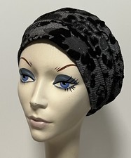 NWT Hats with Heart 3-seam Turban Chemo Hat   Elegant Gray  Black Floral