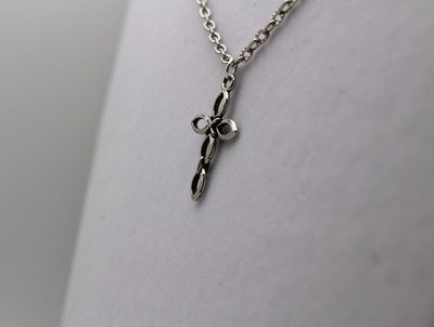 Handcrafted 21'' silver chain with 1'' length open loop cross charm necklace