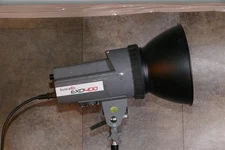 Interfit Photographic EXD400 400 Watt Second Monolight Flash Head with Reflector