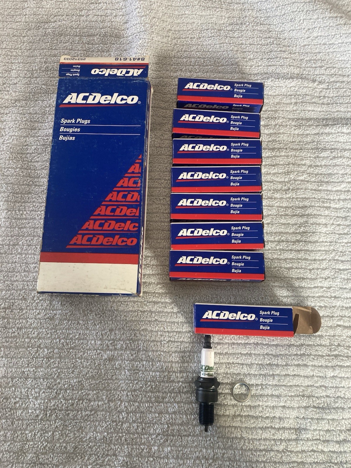8 Pack AC DELCO 41-618 Spark Plugs New Old Stock