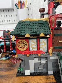 LEGO Ninjago Battle for Ninjago City 70728 - Great Condition- Almost Complete