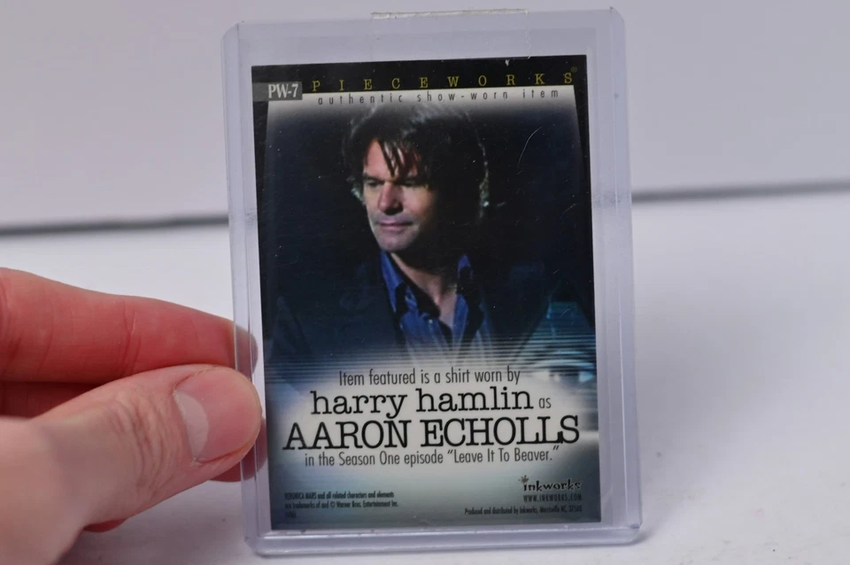 2006 Inkworks Veronica Mars Season 1 Harry Hamlin PW7 - Image 2 of 2