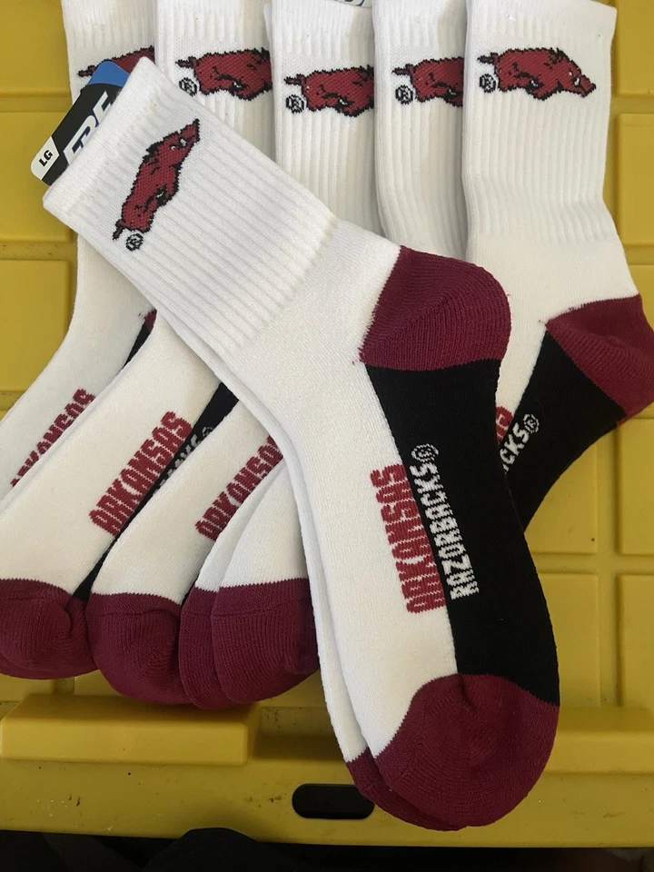 Cantidad 6 calcetines Arkansas Razorbacks con logotipo NCAA FBF para pies desnudos LG grandes Foto 2 de 4
