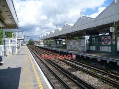 FOTO PUTNEY BRÜCKE BAHNHOF DER BAHNHOF WURDE AM 1. MÄRZ eröffnet