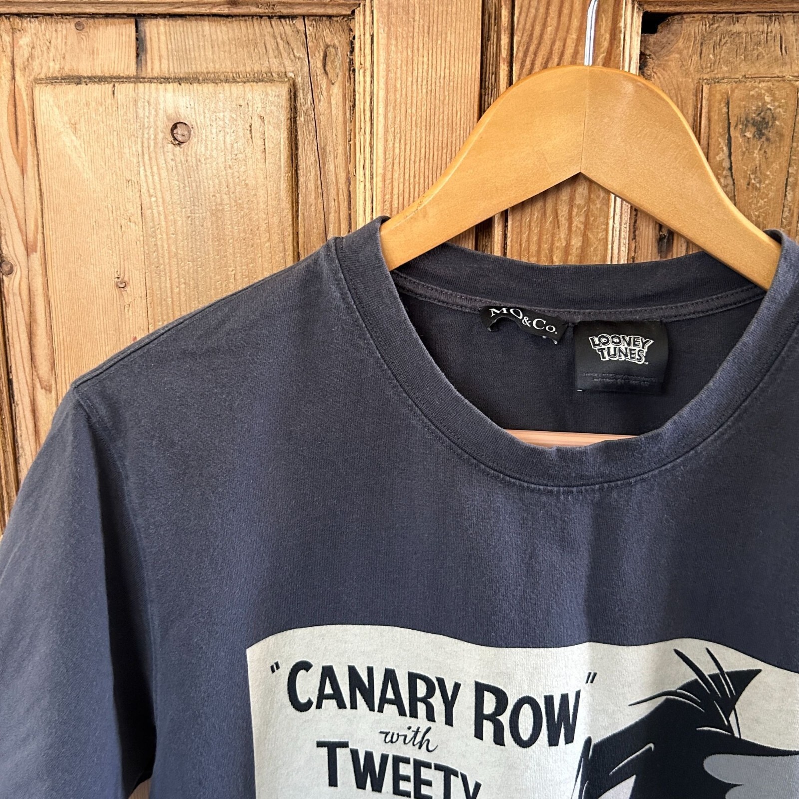 Maglietta Mo & Co Looney Tunes grafica media fila canarino con Tweety Bird Silvestro