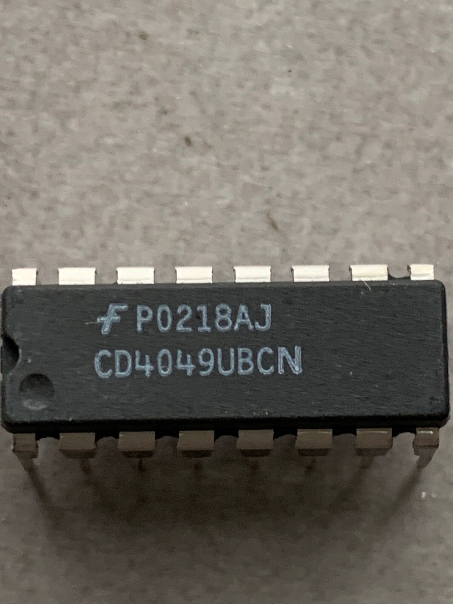 Circuit Intégré TC 5514 APL-2 - RAM Statique CMOS 1024 Mots X 4 Bits - Boîtier DIL 18 Broches - Neuf