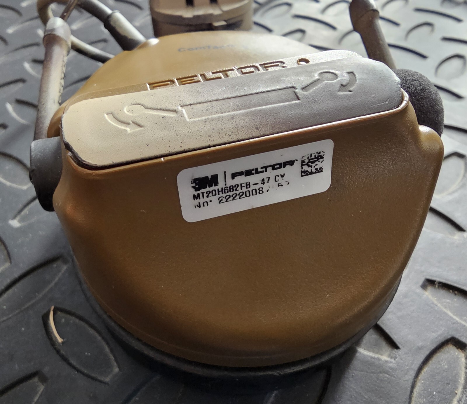 USED 3M Peltor ComTac V with Noisefighters Sightlines Gel Ear Cups