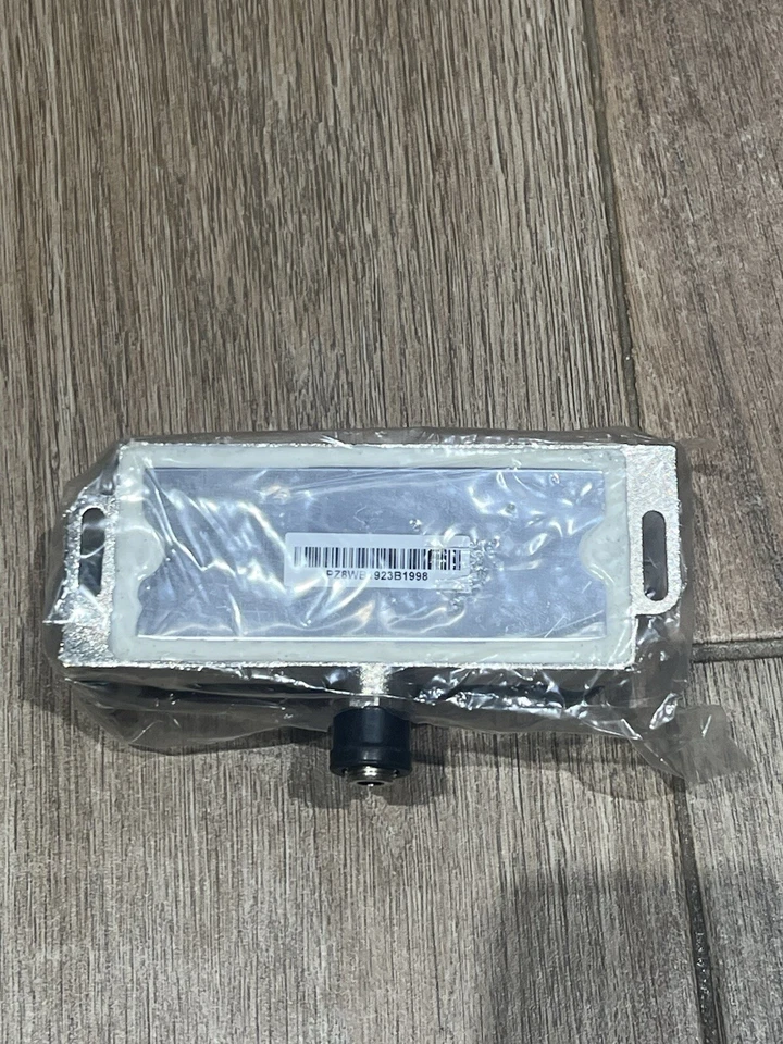 DirecTV AT&T 8 Way SWM Power Passing Splitter - Image 2 of 2