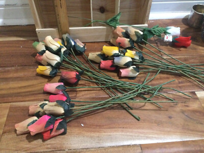 30 Colorful Wood Shaving Roses Flower  (12'' in. Tall) very good see photos