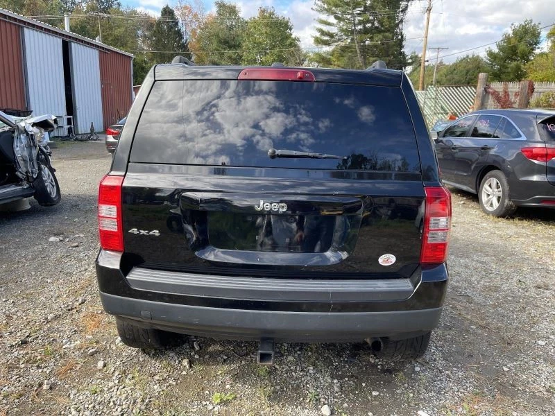 Silenciador Jeep Patriot 2010-2015 2,4 L AWD 130 K 50751 Foto 3 de 4