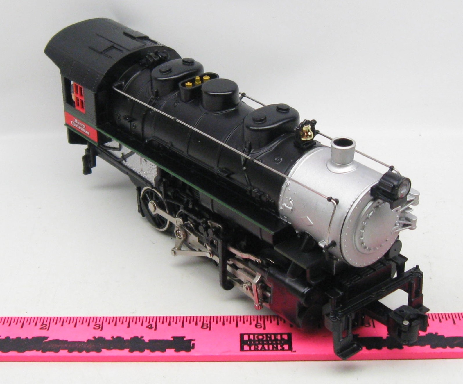 Lionel ~ Merry Christmas" A Christmas story  0-8-0 loco steam and tender 6-30118