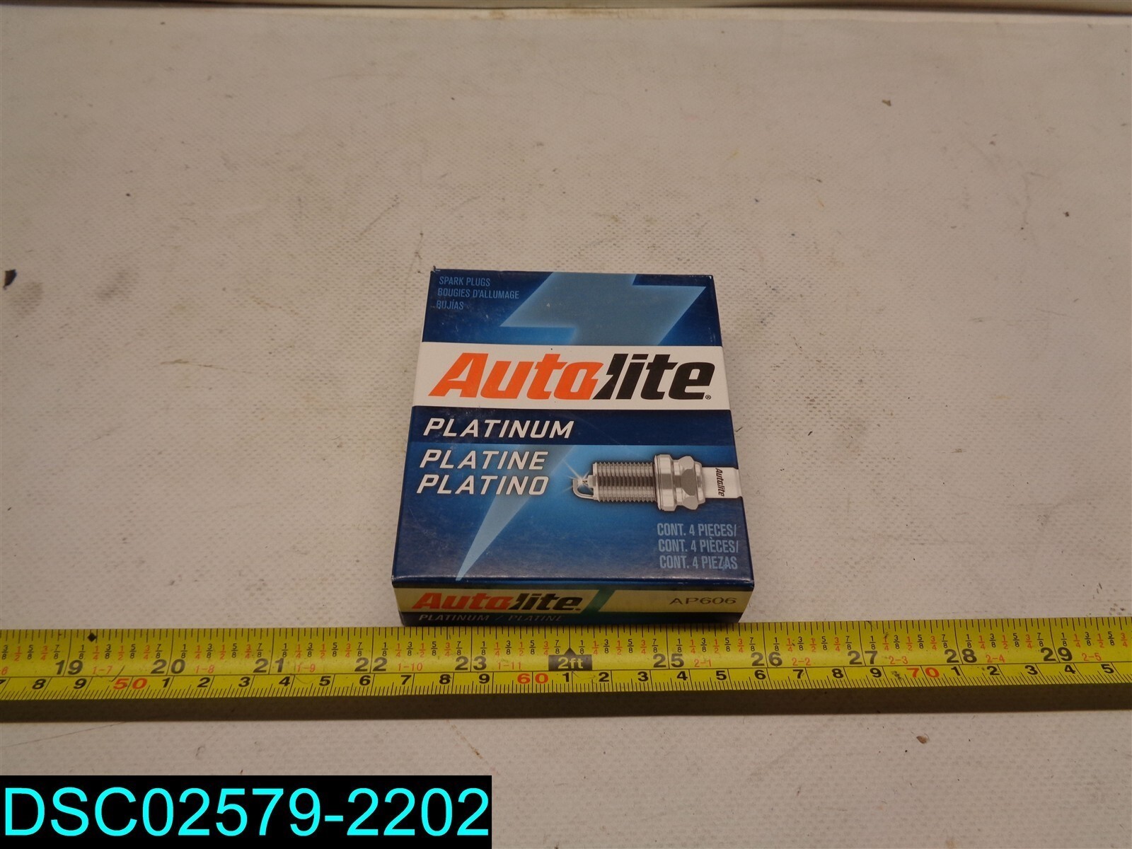 QTY11 BX OF 4: : Spark Plug Autolite AP606 009100039972