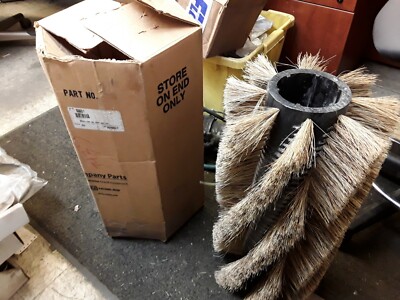 Tennant Scrubber Brush 83031, SWP, 22L, 08SR, UMX, SPL