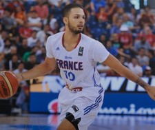 GFA Olympic France Star EVAN FOURNIER Signierte 11x14 Foto E4 Proof COA